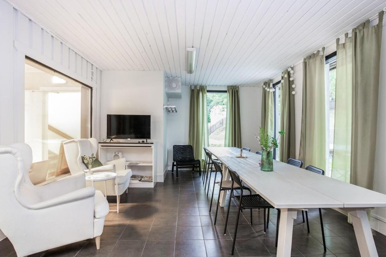 Hestra Guesthouse Extérieur photo