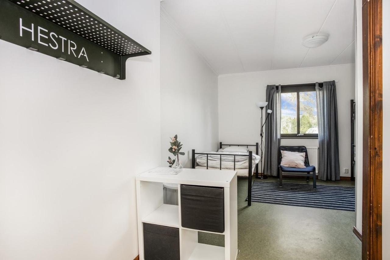 Hestra Guesthouse Extérieur photo
